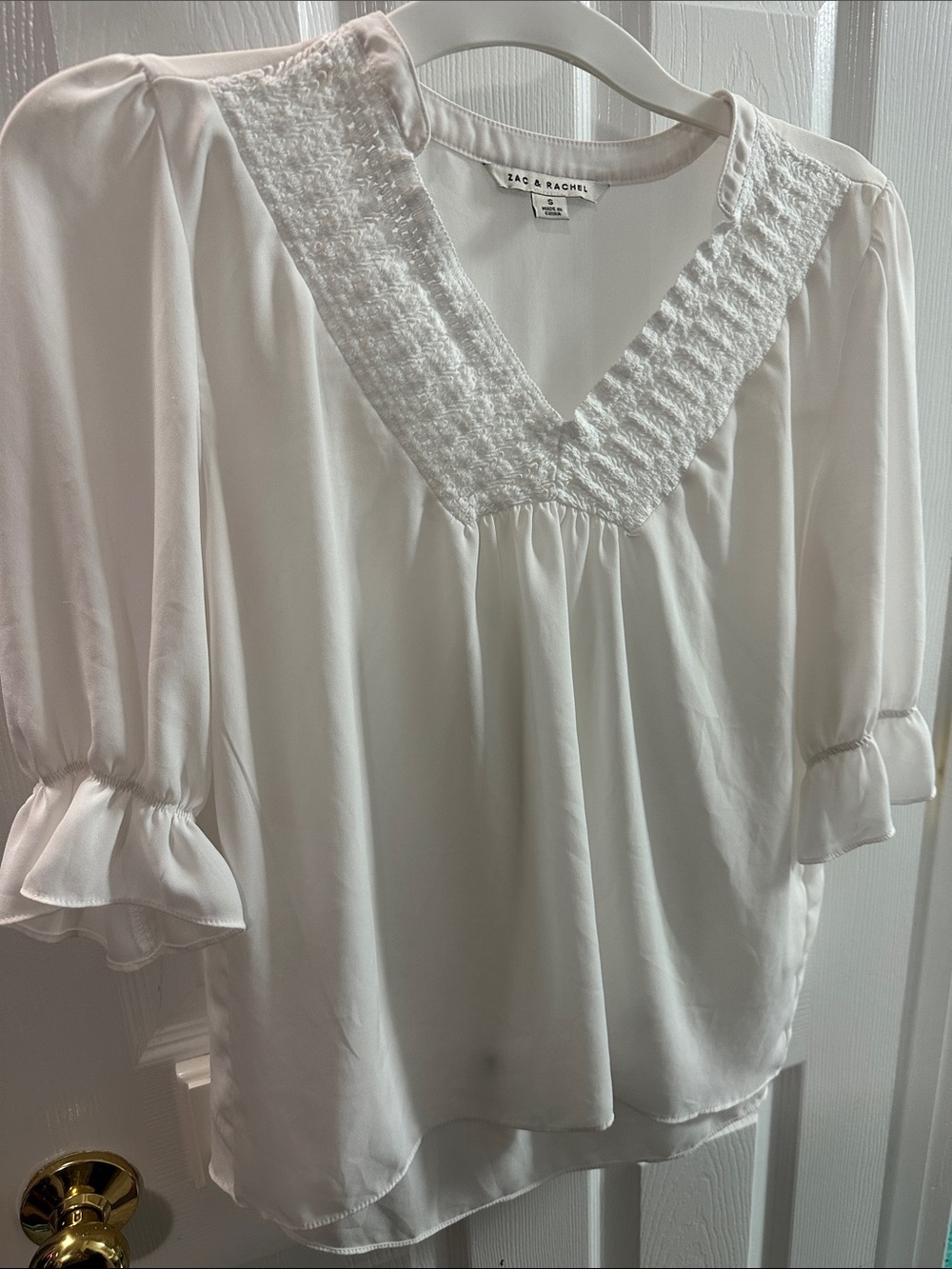 Zac & Rachel White Smocked V-Neck Puff Sleeve Blouse